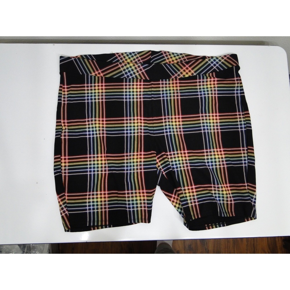 TORRID Women's Black With Plaid Pride Design Pull-On Shorts; Size 5